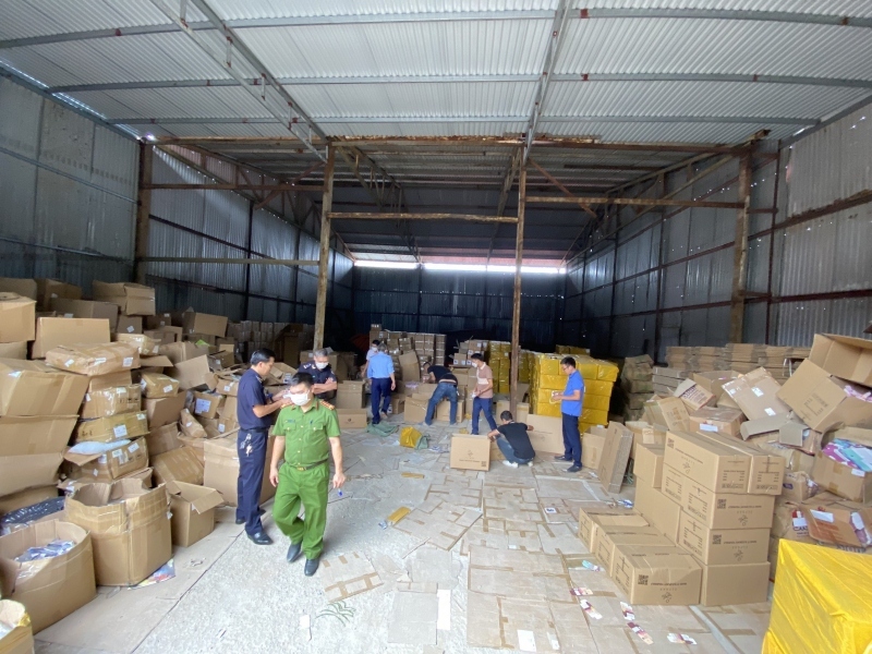 Sản phẩm có dấu hiệu vi phạm bị phát hiện, thu giữ tại hiện trường