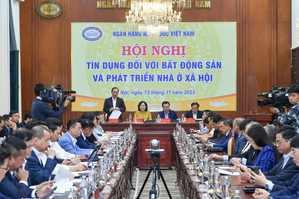 Hội nghị Tín dụng đối với bất động sản và phát triển nhà ở xã hội (Ảnh: Thời báo Ngân hàng)