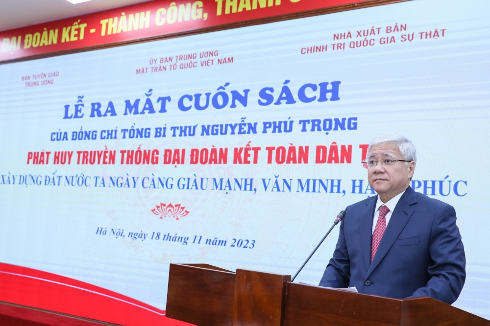 Bí thư Trung ương Đảng, Chủ tịch Ủy ban Trung ương Mặt trận Tổ quốc Việt Nam Đỗ Văn Chiến