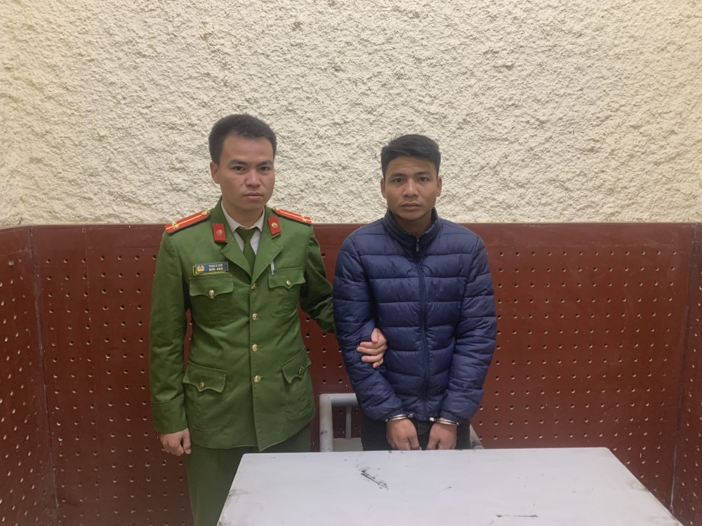 Đối tượng Hoàng Văn Việt tại cơ quan Công an.