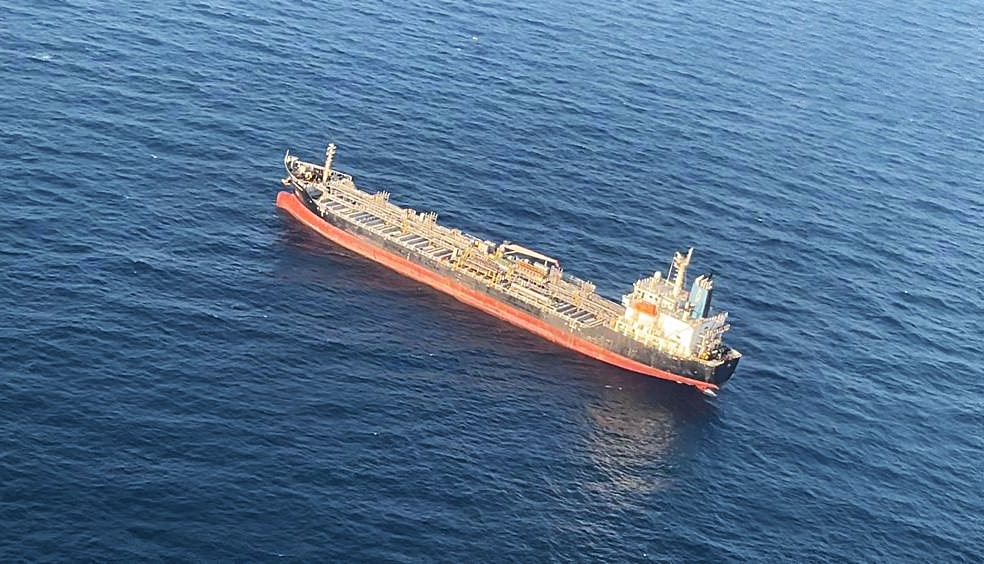 Hình ảnh tài MV Chem Pluto do máy bay trinh sát hàng hải Dornier của Ấn Độ ghi lại trên Ấn Độ Dương. Ảnh: ANI