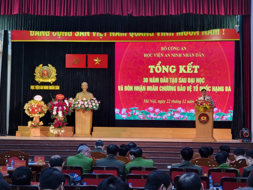 Học viện An ninh nhân dân tổng kết 30 năm đào tạo sau đại học