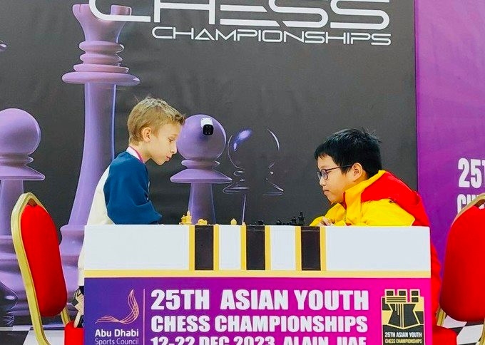 Le Phan Hoang Quan wins a gold medal in the boys’ U8 standard event at the Asian Youth Chess Championships 2023.