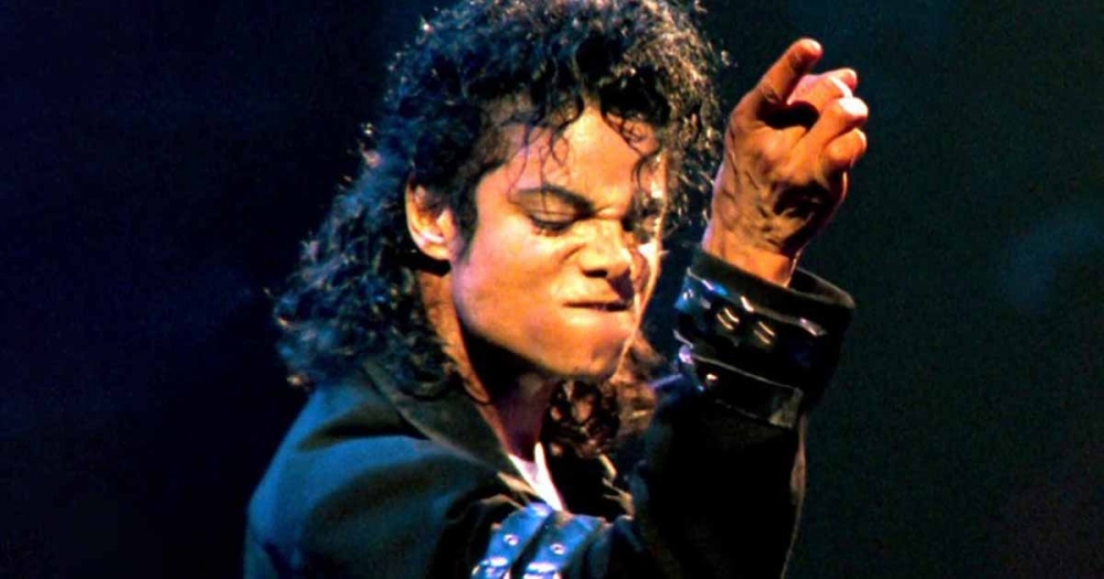 Năm 2009, ông hoàng nhạc pop Michael Jackson đột ngột qua đời sau khi sử dụng nhiều loại thuốc, bao gồm propofol, lorazepam, midazolam, diazepam và prescription (một trong số loại ma túy gây mê tạo giấc ngủ). Đến năm 2011, bác sỹ riêng của Michael Jackson là Conrad Murray bị kết tội ngộ sát vì đã cho nam ca sĩ dùng quá liều lượng.