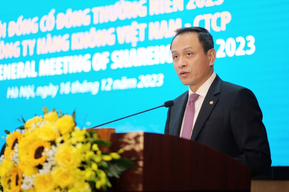 Tổng giám đốc Vietnam Airlines Lê Hồng Hà 