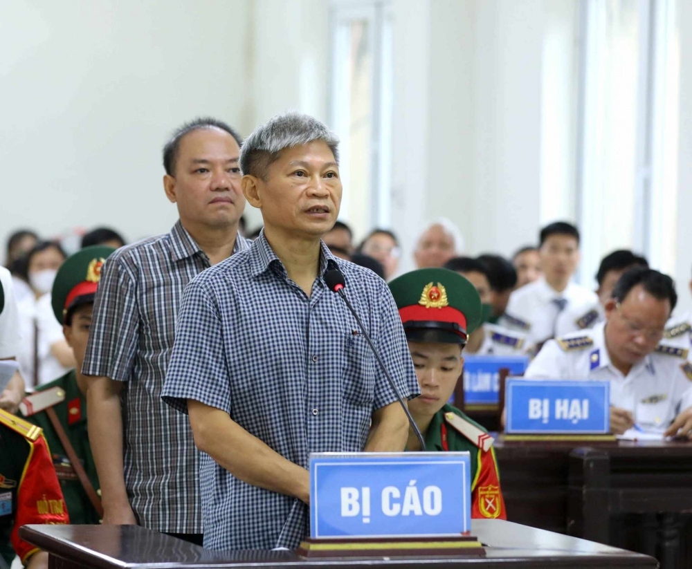 Ở vụ án này, Cựu Tư lệnh Nguyễn Văn Sơn bị tuyên phạt 16 năm tù về tội tham ô tài sản. Ông Sơn được xác định chỉ đạo cấp dưới "rút ruột" 50 tỷ đồng từ nguồn ngân sách mua sắm vật tư, thiết bị.