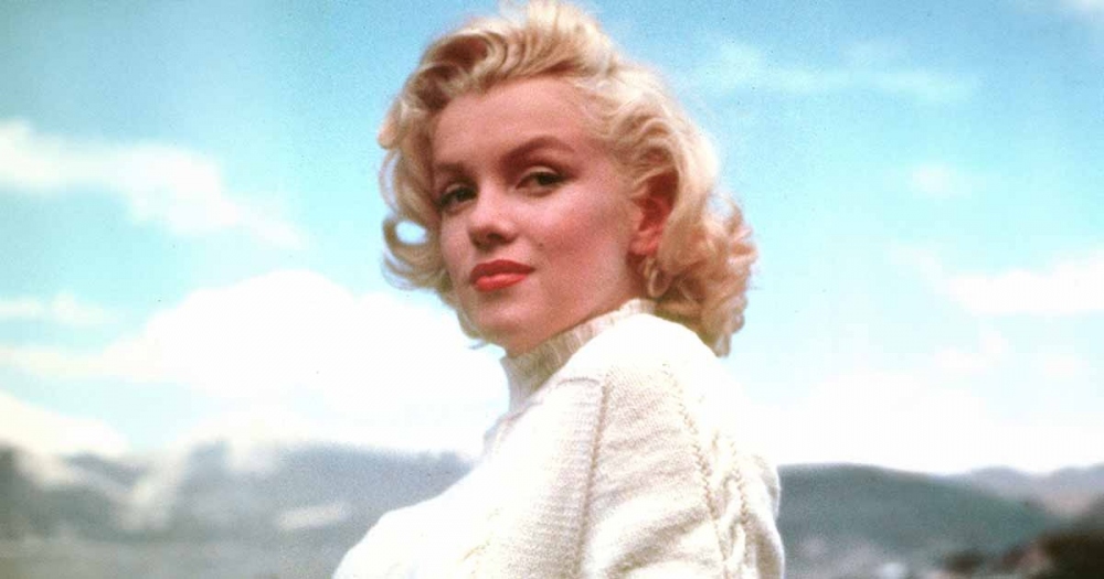 Nữ diễn viên Hollywood vẫn được biết đến với vẻ đẹp vô song và sức quyến rũ Marilyn Monroe qua đời ở tuổi 36 vào năm 1962. Được biết, cô đã ra đi vì dùng thuốc an thần quá liều.
