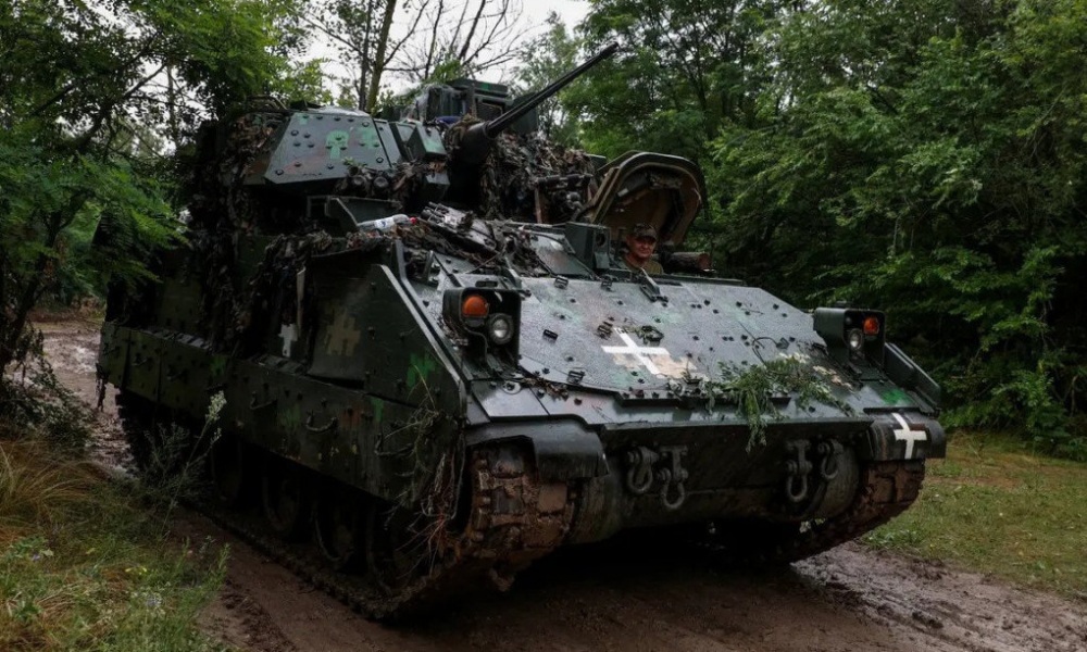 Thiết giáp M2 Bradley của Ukraine tại mặt trận Zaporizhzhia hồi tháng 6. Ảnh: Reuters