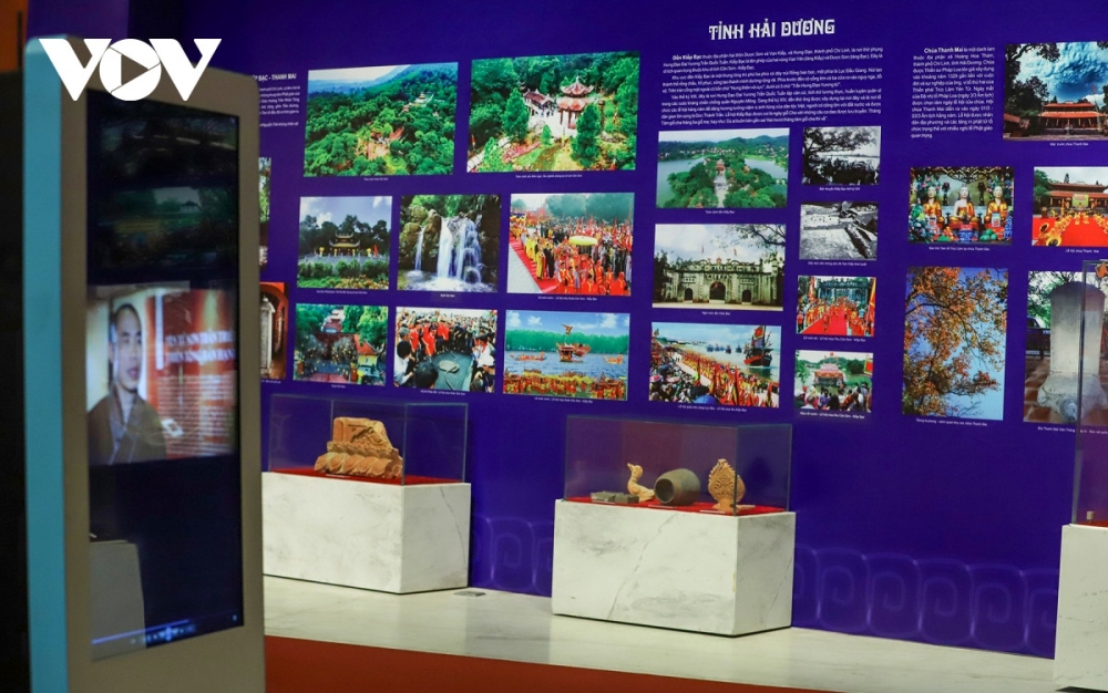 Coming to the exhibition, visitors have a panoramic view of the typical values of the Yen Tu - Vinh Nghiem - Con Son, Kiep Bac relic and landscape complex. This is the first relic complex spanning across three provinces in Vietnam seeking UNESCO recognition as a World Heritage site.