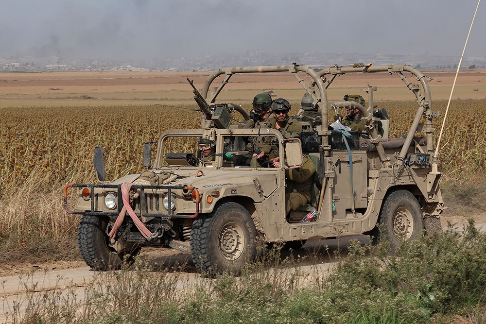 Quân đội Israel trong chiến dịch ở dải Gaza. Ảnh: Reuters