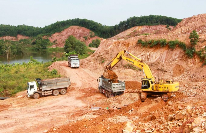 Vi phạm trong khai thác khoáng sản Công ty Green House Bắc Giang bị xử phạt với số tiền 330 triệu đồng