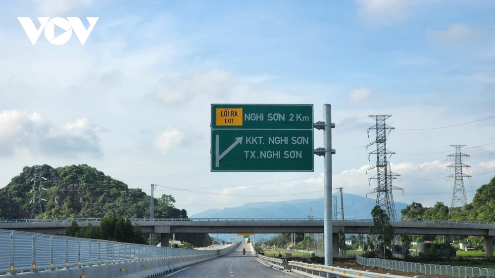 Cao tốc Nghi Sơn-Diễn Châu.
