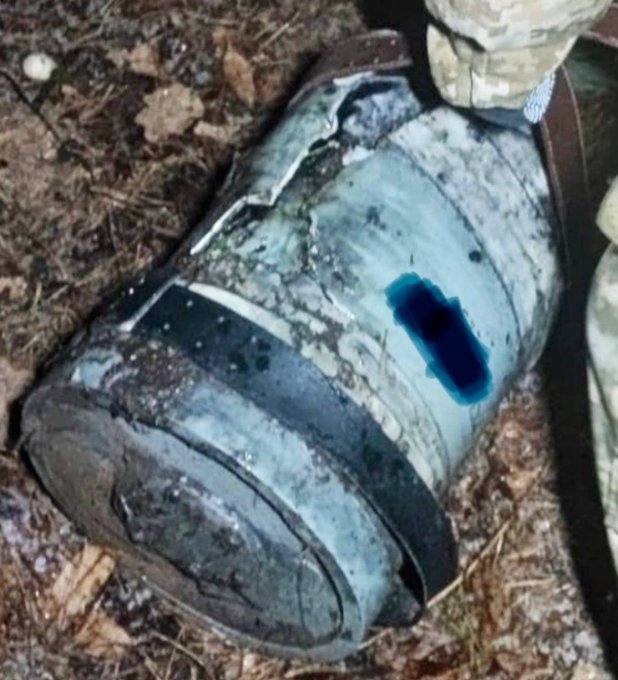 Hình ảnh trên mạng xã hội Ukraine về loại đầu đạn nhiệt áp mới được trang bị trên UAV Geran-2 của Nga. Nguồn: Clash Report