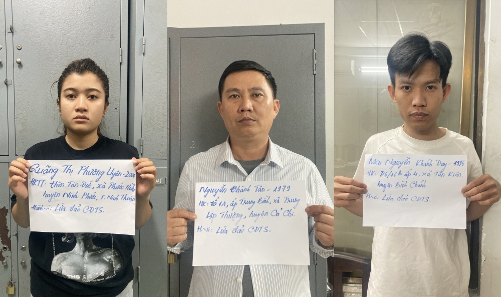 Các đối tượng tại cơ quan công an
