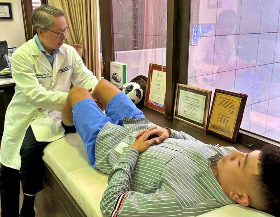 Đinh Thanh Bình có thể trở lại sân cỏ trong 3 hoặc 4 tuần nữa (Ảnh: HAGL).