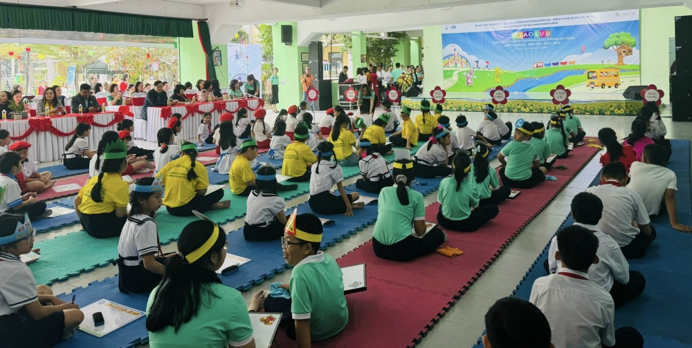 Học sinh “chơi mà học” tại chương trình Toyota cùng em học ATGT 2023-2024