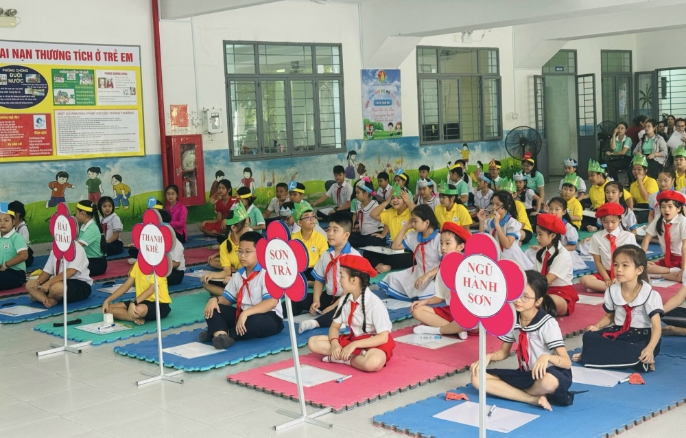 Học sinh “chơi mà học” tại chương trình Toyota cùng em học ATGT 2023-2024