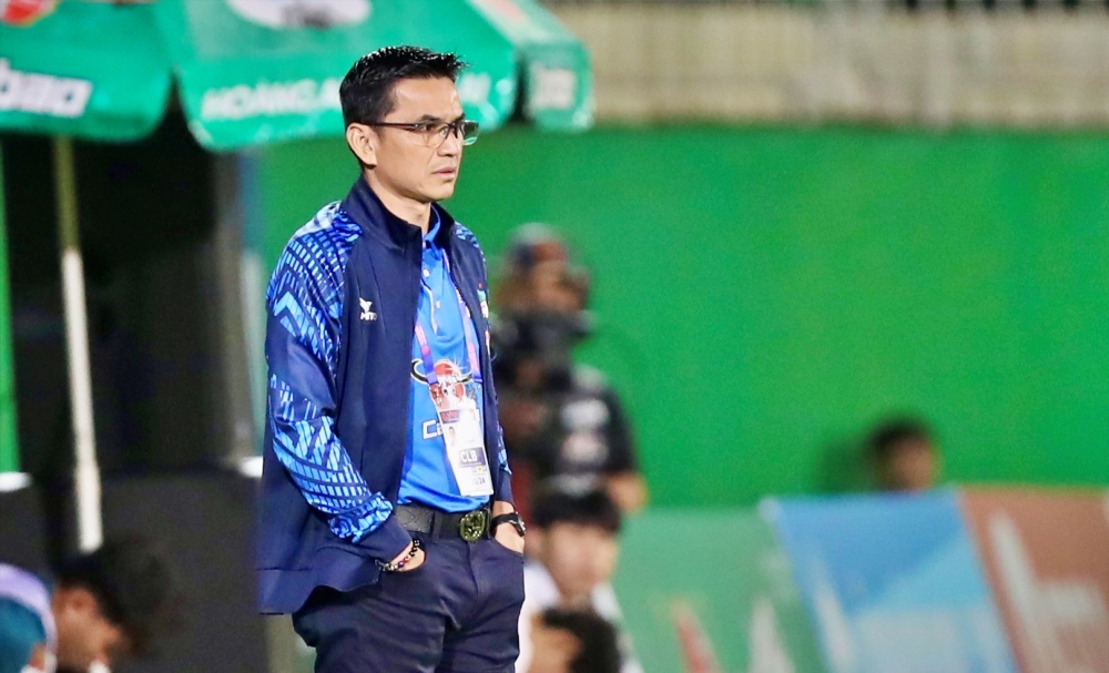 HAGL của HLV Kiatisuk chưa biết thắng ở V-League 2023/2024.