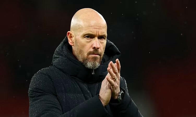 Ghế nóng của HLV Erik Ten Hag tại MU đang lung lay dữ dội (Ảnh: Getty)