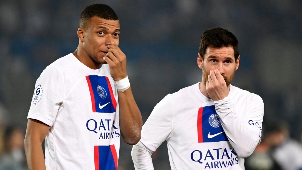 Mbappe và Messi không thể biến PSG thành thế lực ở Champions League. (Ảnh: Getty)