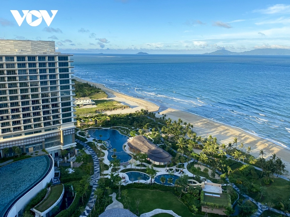 Hoiana Resort in the central province of Quang Nam will hold a party to welcome in 2024 with a fireworks display on the beach on the night of December 31.