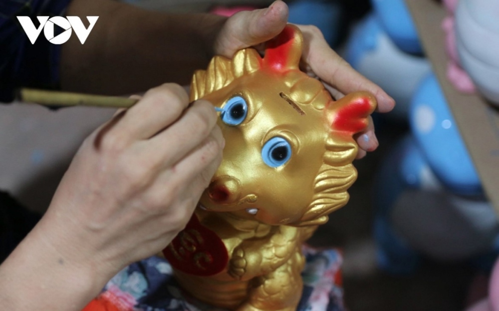 Some products are used as money boxes for children.