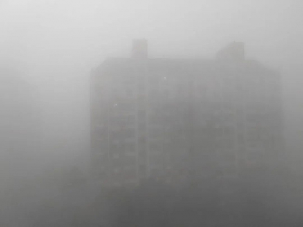 Sương mù dày đặc ở thành phố Thường Thục, tỉnh Giang Tô, Trung Quốc ngày 28/12. Ảnh: thành phố Thường Thục
