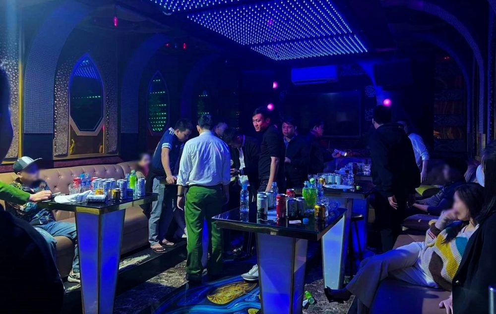 Căn phòng nơi các đối tượng sử dụng trái phép chất ma túy.