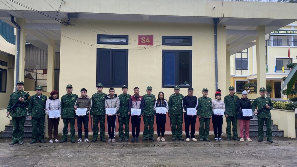 Các đối tượng trong đường dây đưa người nhập cảnh trái phép được Bộ đội Biên phòng Cao Bằng triệt phá - Ảnh Biên phòng Cao Bằng