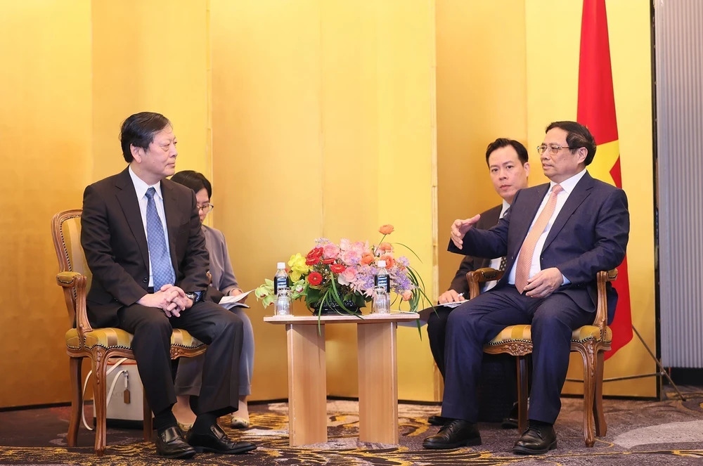 Thủ tướng tiếp ông Susumu Nibuya, Phó Chủ tịch Công ty Idemitsu. Ảnh: Dương Giang-TTXVN