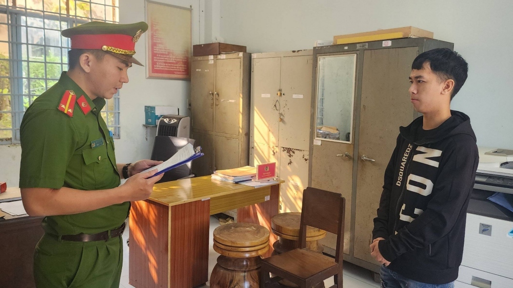 Khởi tố vụ án, khởi tố bị can, ra lệnh cấm đi khỏi nơi trú đối với Nguyễn Tùng Lâm