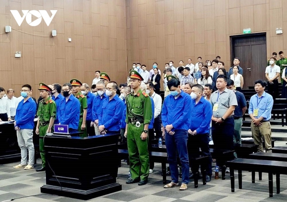 HĐXX xác định, các bị cáo đã không tuân thủ nhiều quy định trong quá trình xây dựng, từ chọn vật liệu, thiết kế, thi công... Gây hậu quả là đường cao tốc Đà Nẵng - Quảng Ngãi không đảm bảo chất lượng nhưng vẫn được đưa vào vận hành. Giai đoạn 2 của đường cao tốc này dài 74km, từ địa phận Tam Kỳ đến Quảng Ngãi nhưng không đảm bảo chất lượng.
