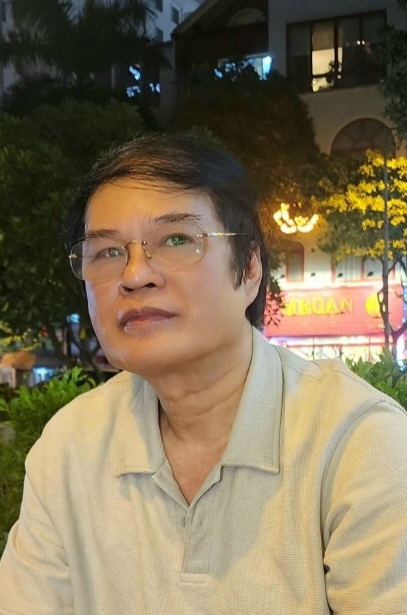 Nhà báo Đoàn Quang