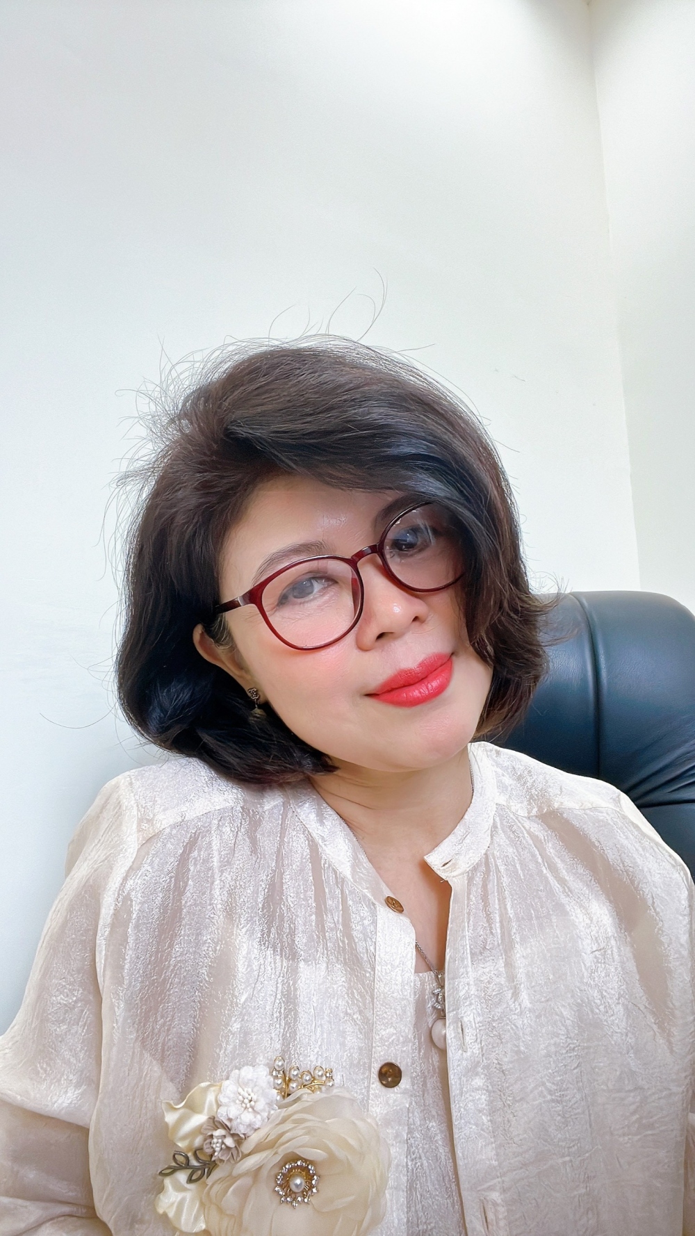 Nhà thơ Như Bình