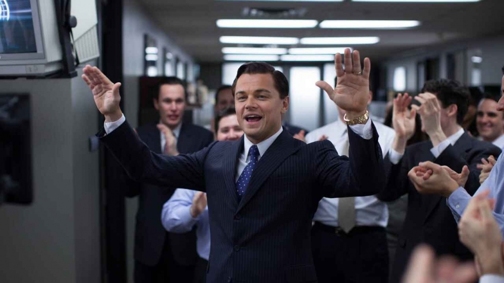 Đóng vai một nhà môi giới tham nhũng trong The Wolf of Wall Street (2013) của Martin Scorsese, DiCaprio mang đến một vai diễn đầy thuyết phục. Nam diễn viên đã giành được đề cử Nam diễn viên chính xuất sắc nhất nhưng thật đáng buồn khi lại để mất danh hiệu này vào tay Matthew McConaughey.   