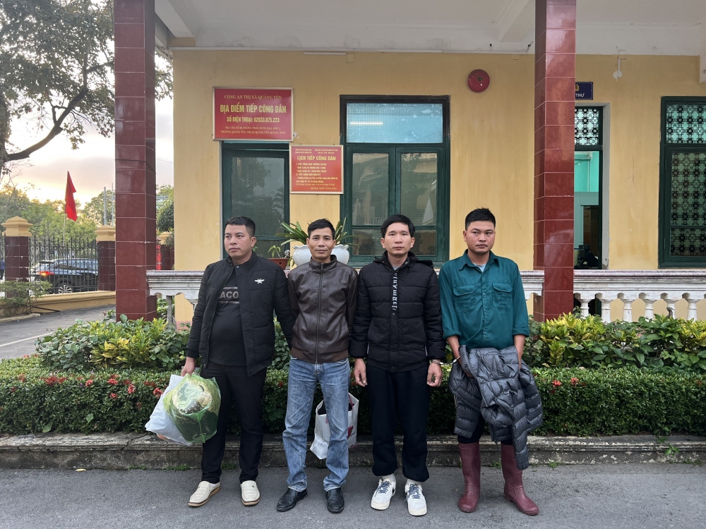 Nhóm 4 đối tượng tại cơ quan điều tra