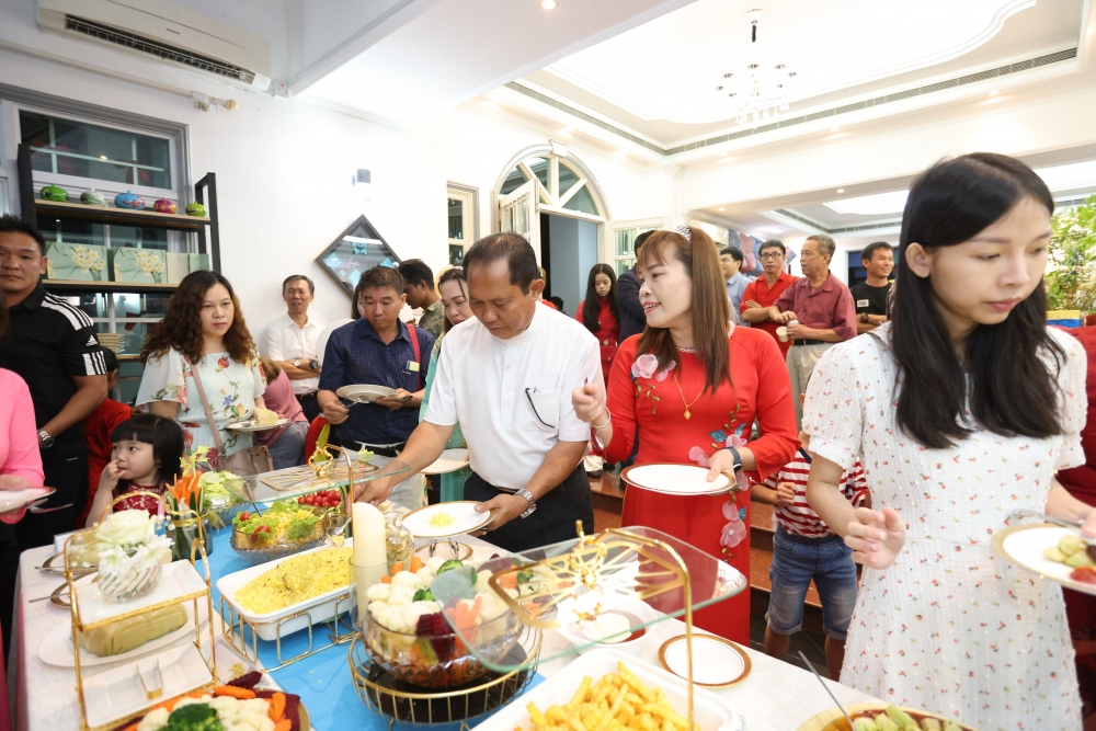 Cộng đồng người Việt tại Brunei thưởng thức các món ăn Việt Nam