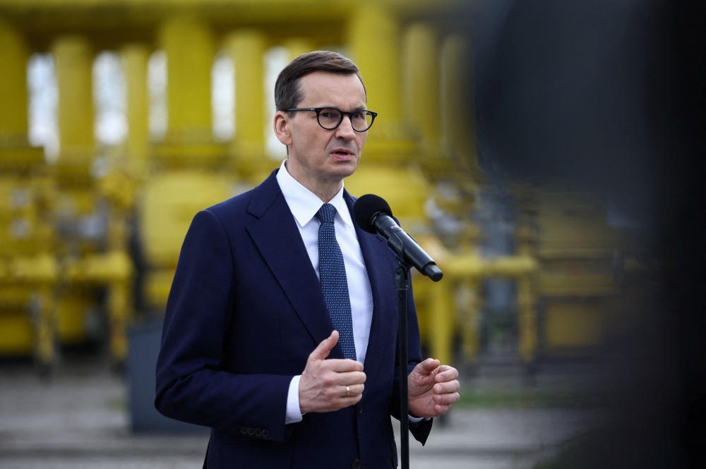 Cựu Thủ tướng Ba Lan Mateusz Morawiecki. Ảnh: Reuters