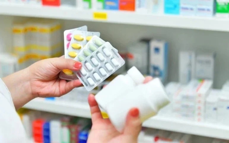 Thuốc được quy định là loại hàng hóa đặc biệt, liên quan trực tiếp đến sức khỏe con người, do đó, không phải ai và qua hình thức nào cũng có thể bán thuốc (Ảnh minh hoạ: Báo Đảng Cộng sản)