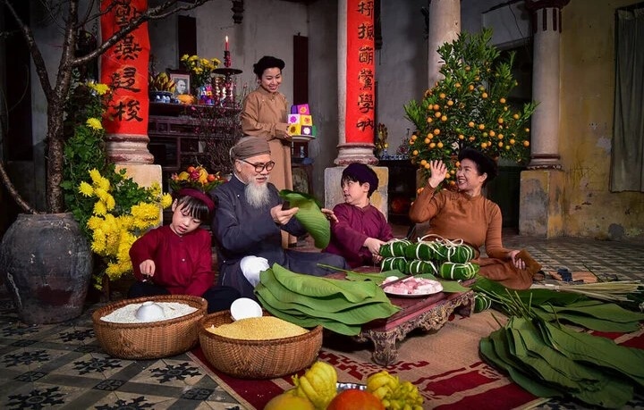 Tháng Chạp là một cách gọi tháng 12 Âm lịch, khoảng thời gian mọi người tất bật để chuẩn bị tiễn năm cũ và đón năm mới. Vậy tháng Chạp là gì? (Ảnh: Homemy)