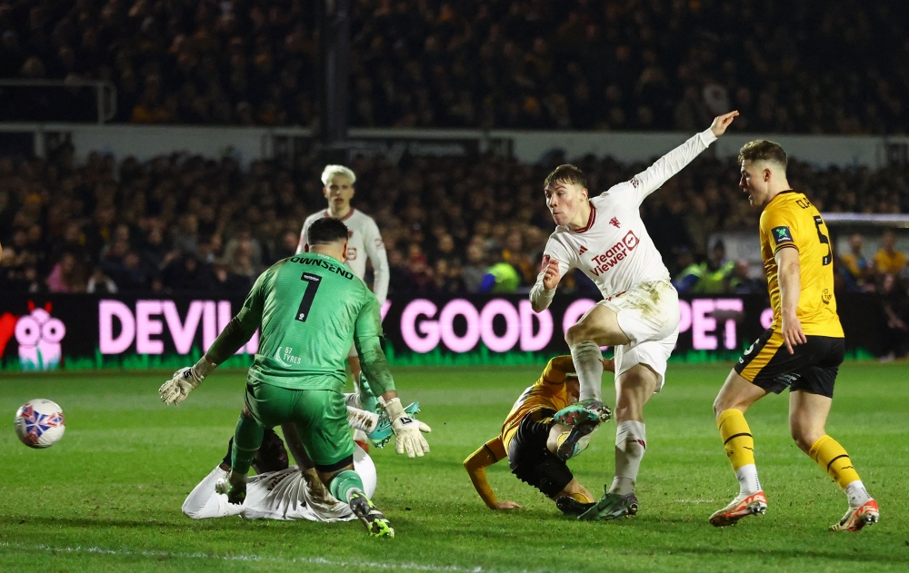 MU thắng nhọc Newport County 4-2. (Ảnh: Reuters)