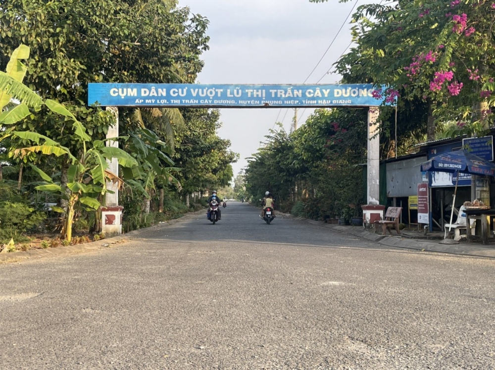 Khu dân cư vượt lũ thị trấn Cây Dương