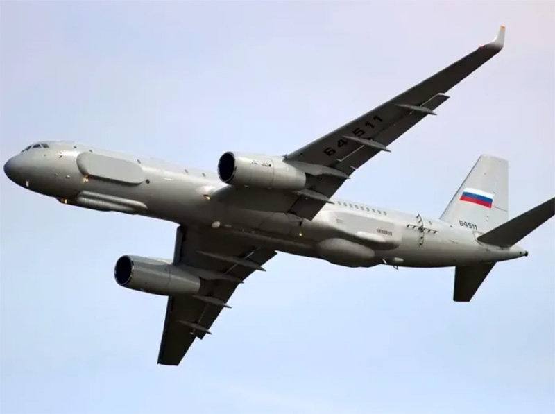 Máy bay trinh sát Tu-214R. Ảnh: KT