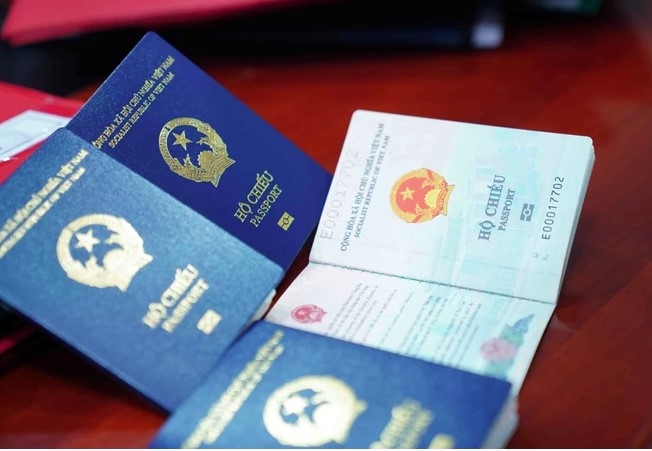 Vietnamese passport drops five places on Henley Passport Index (Photo: VNA)