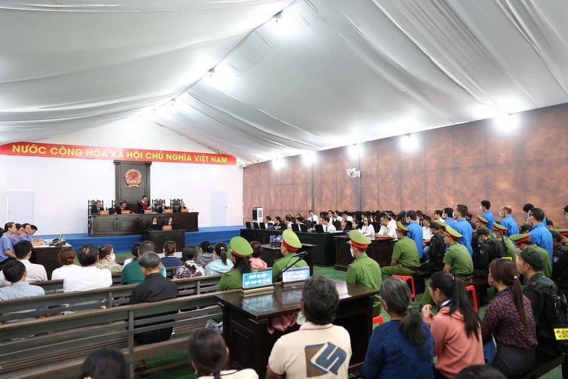 Quang cảnh phiên tòa xét xử vụ khủng bố ở Đắk Lắk. Ảnh: TTXVN.