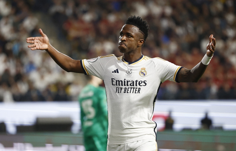 Vinicius tỏa sáng với cú hat-trick (Ảnh: Reuters).