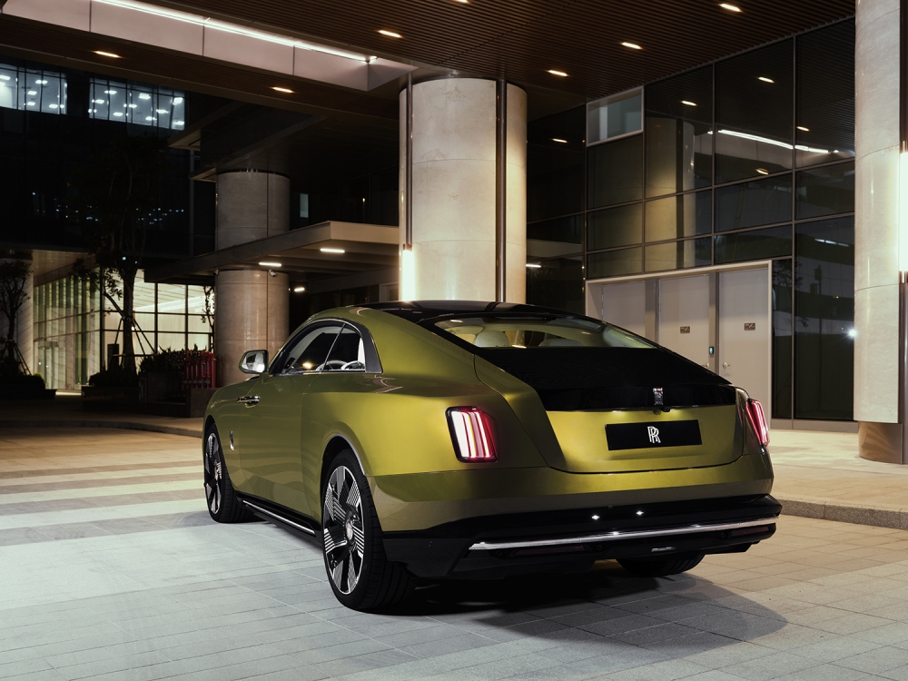 Phần đuôi Rolls-Royce Spectre được thiết kế kiểu fastback