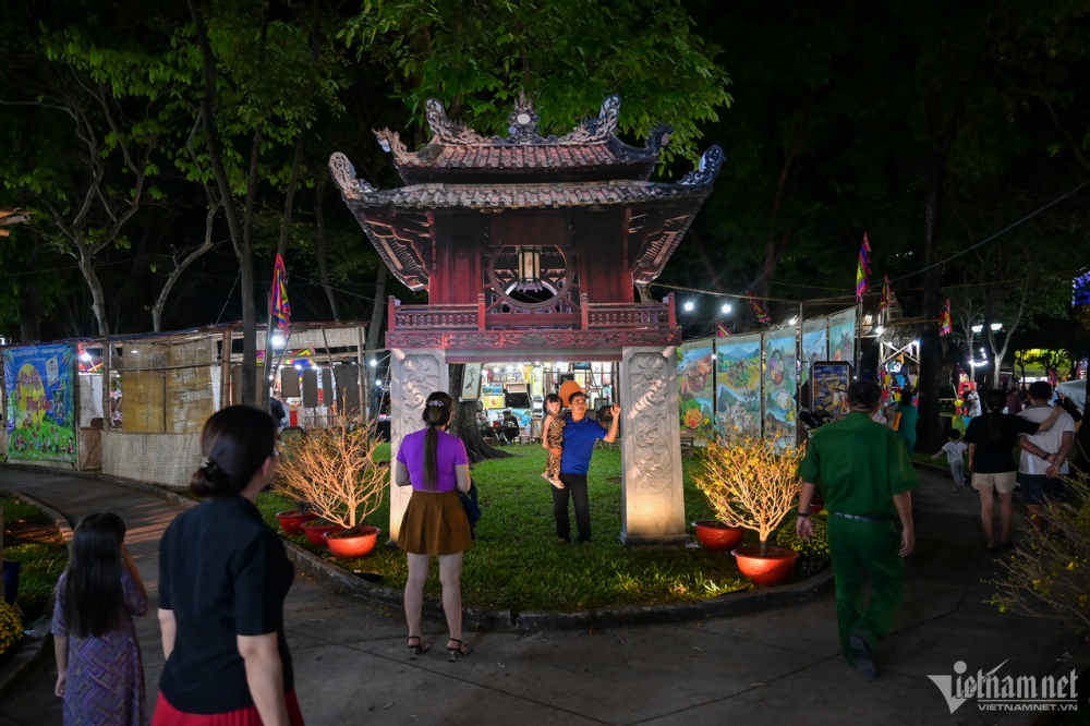The festival remains open until January 21 and is expected to attract more than 80,000 domestic and foreign visitors.