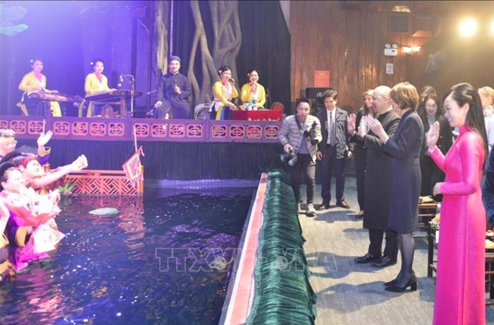The two first ladies come together to view a show at the Thang Long Water Puppet Theater which was established in 1969 and is one of the most famous water puppetry performance venues in the nation.