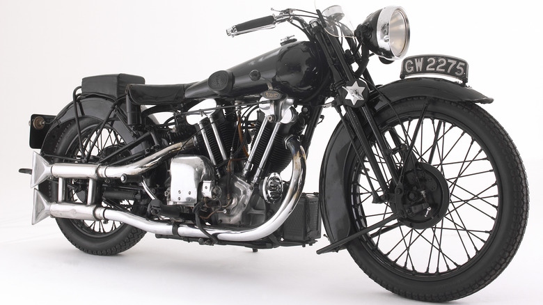 1936-brough-superior-ss100-1693245498.jpg